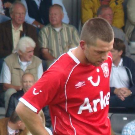 Past Twente-speler Theo Janssen de Bavaria dress?